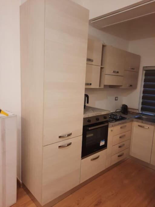 N&Ghomesweethome Raffaelloelegante Appartamento Ideale Casa Vacanze Affari Milán Exterior foto
